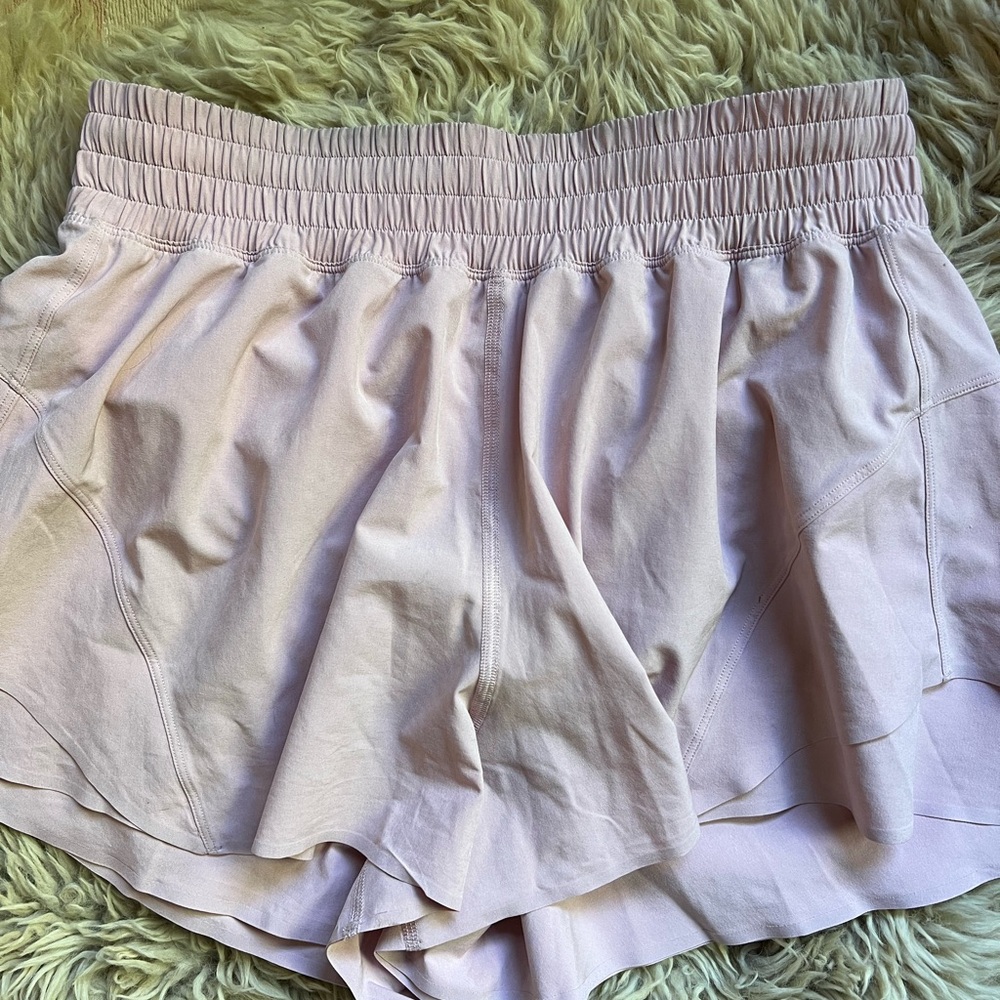 Lululemon shake it out run short 2.5